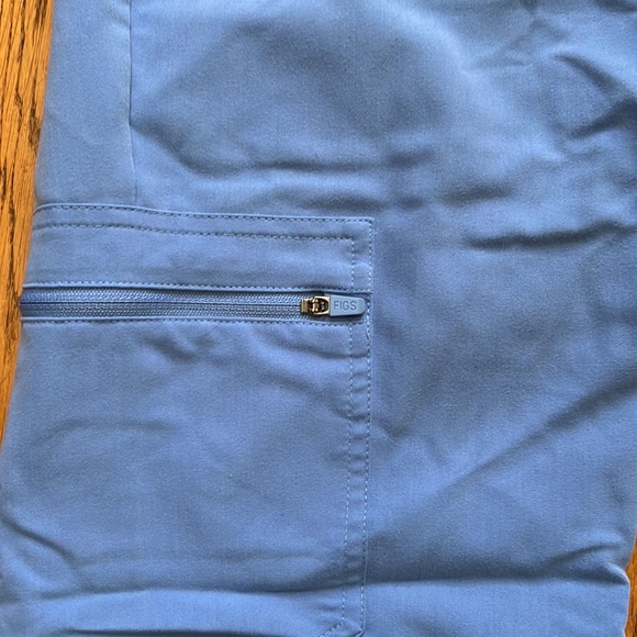 Figs Zamora Joggers - Picture 6 of 13